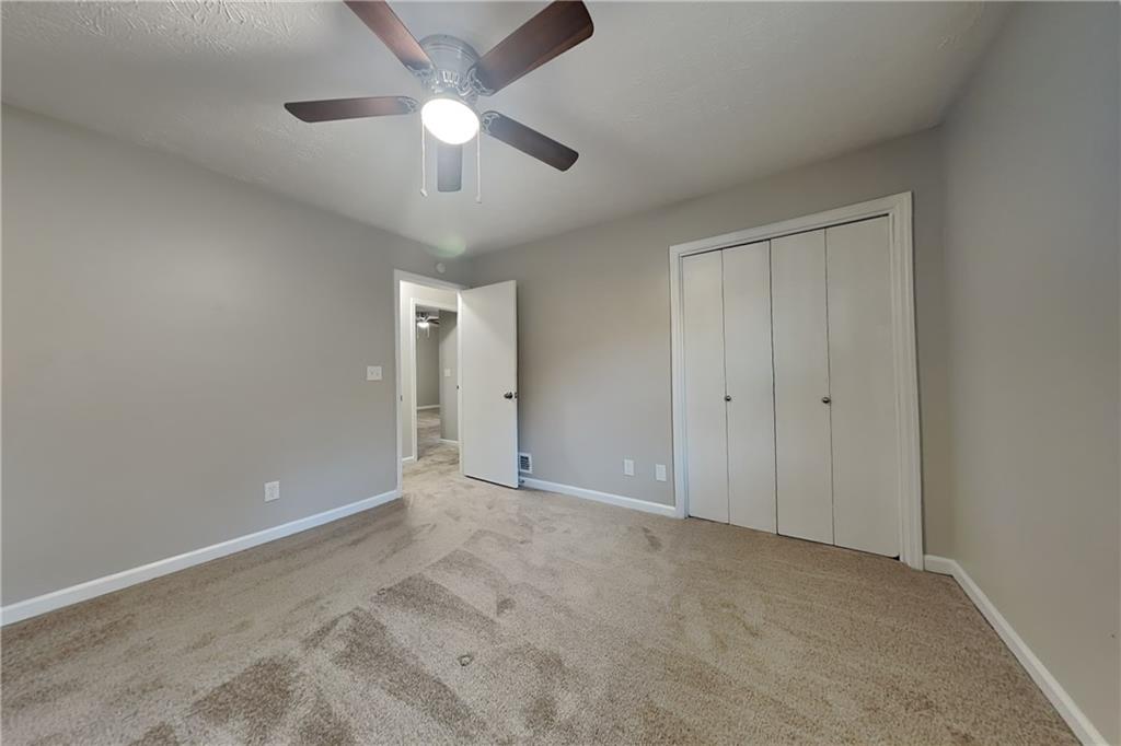 2201 Whitebluff Way Buford, GA 30519 - Photo 11 of 23