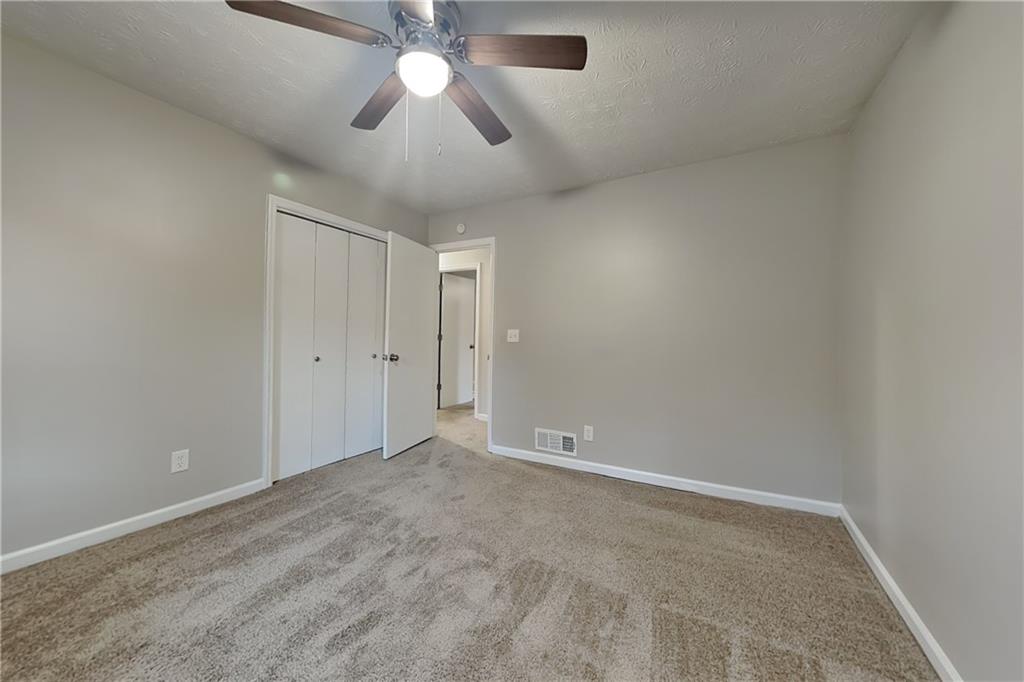 2201 Whitebluff Way Buford, GA 30519 - Photo 12 of 23