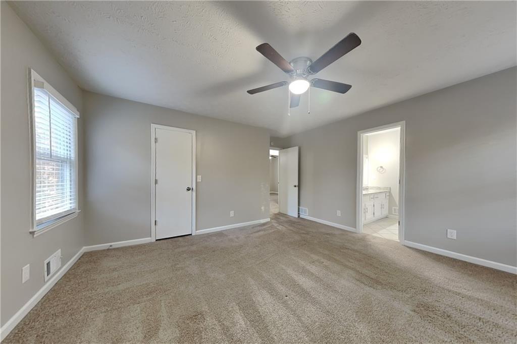 2201 Whitebluff Way Buford, GA 30519 - Photo 6 of 23