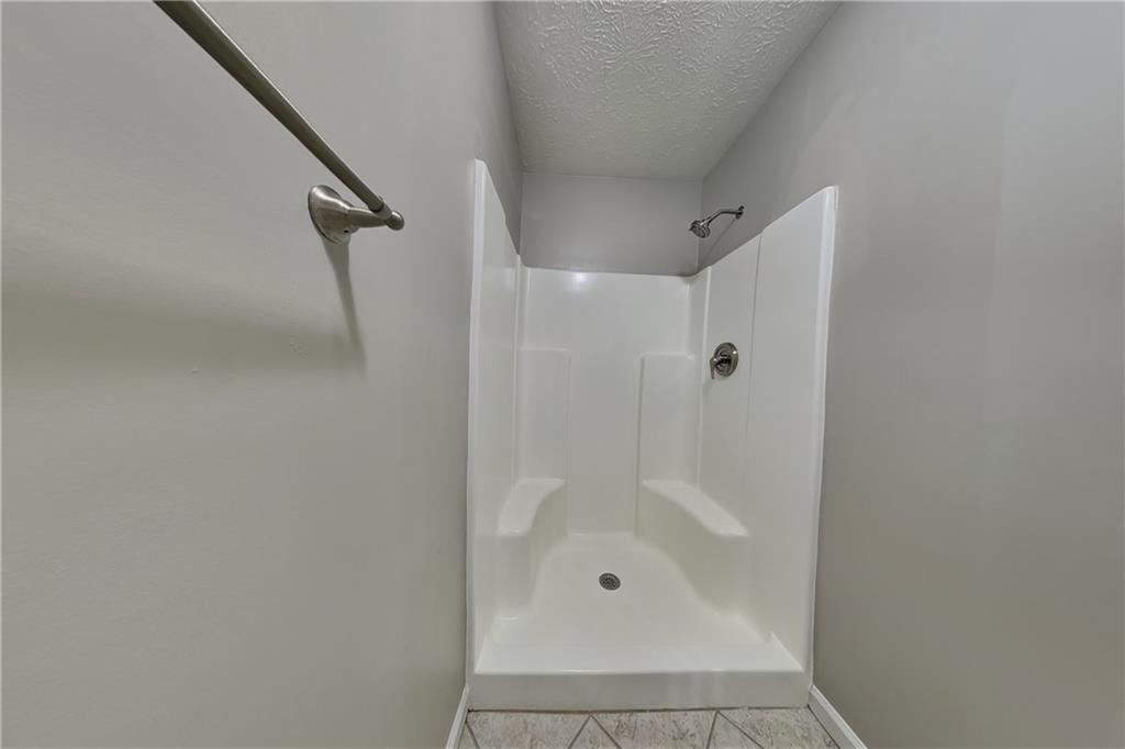 2201 Whitebluff Way Buford, GA 30519 - Photo 8 of 23