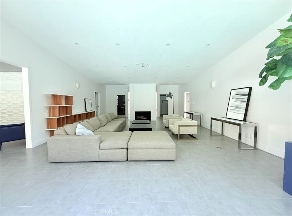 1801 Roscomare Road Los Angeles, CA 90077 - Photo 6 of 38