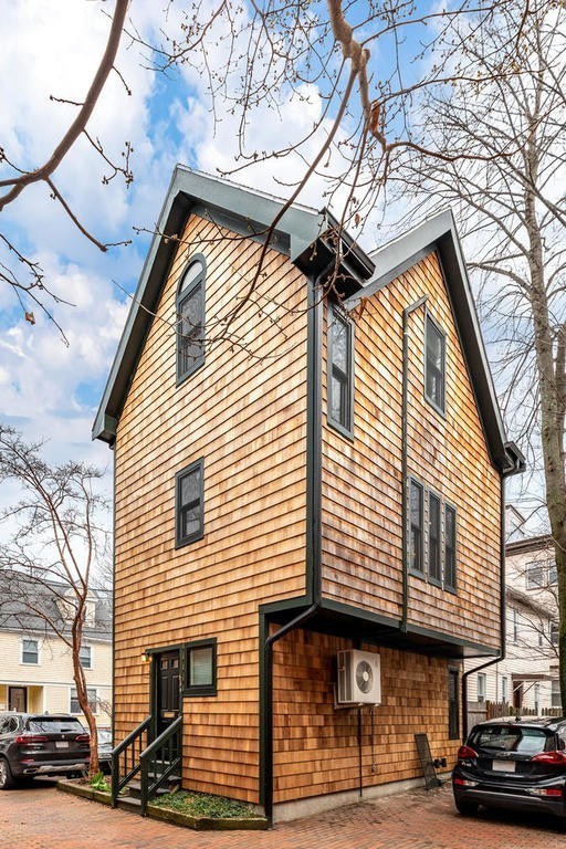 6 Gardner Road, Unit 6 Cambridge, MA 02139 - Photo 14 of 14