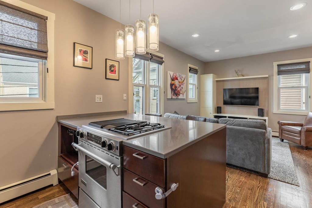 6 Gardner Road, Unit 6 Cambridge, MA 02139 - Photo 4 of 14