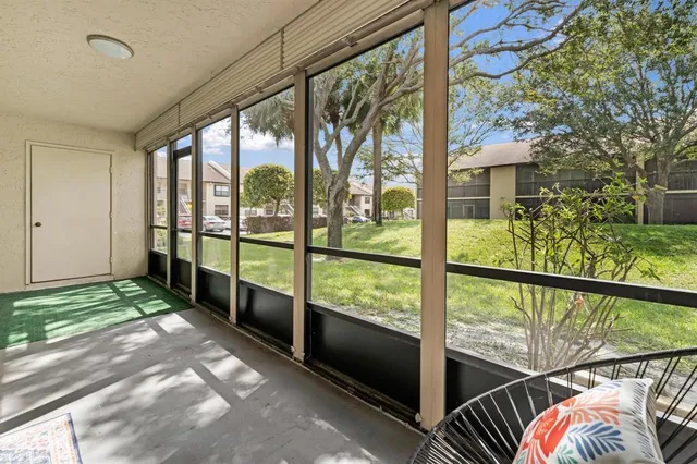 $1,850 | 7843 Willow Spring Drive, Unit 612, Lake Worth, FL 33467