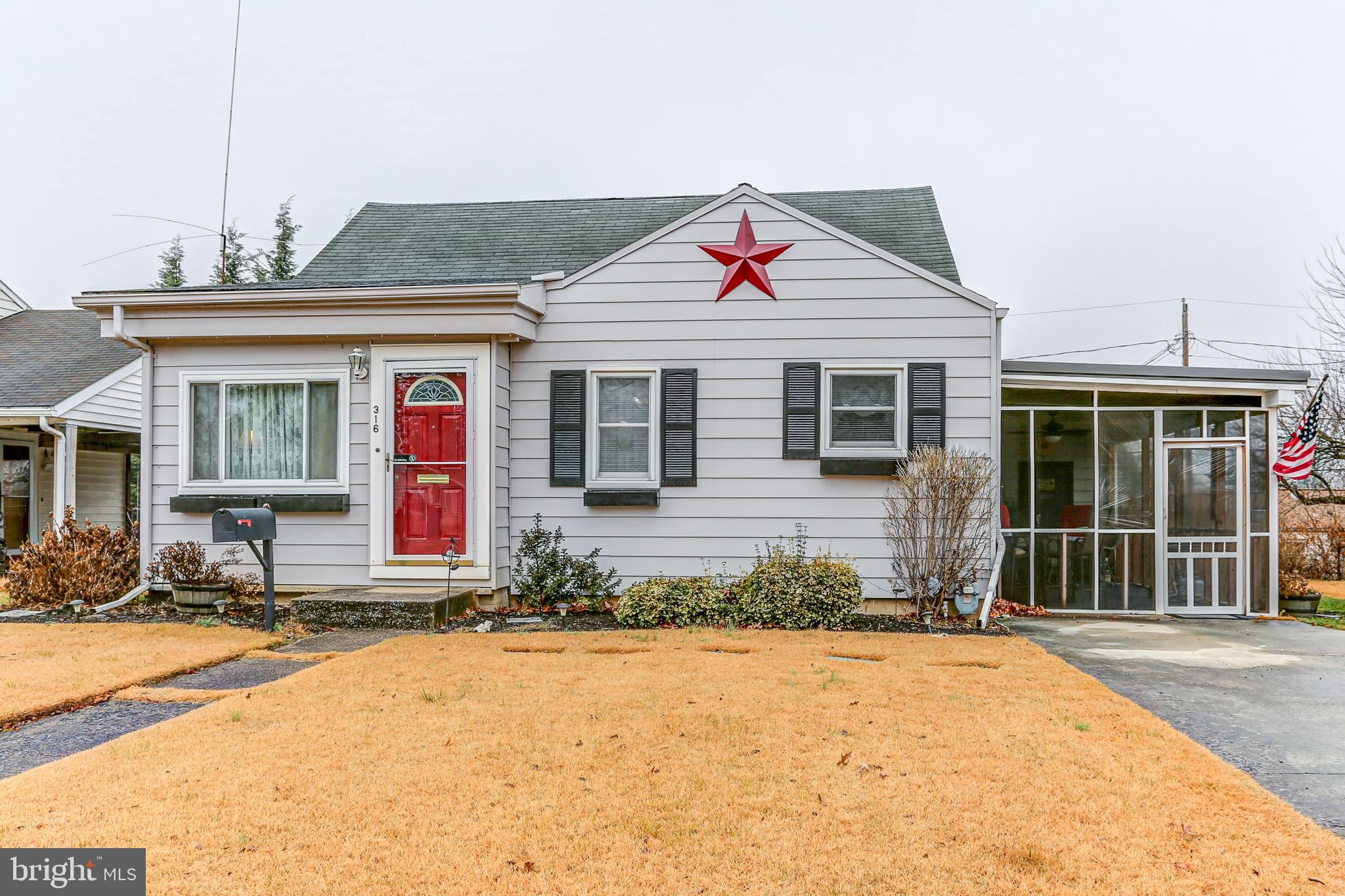 316 Manchester Road Camp Hill, PA 17011 - Photo 2 of 25