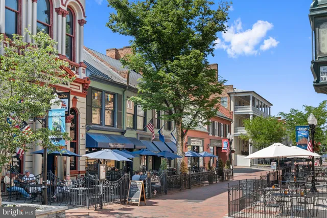 $619,880 | 107 Malbec Court, Winchester, VA 22602