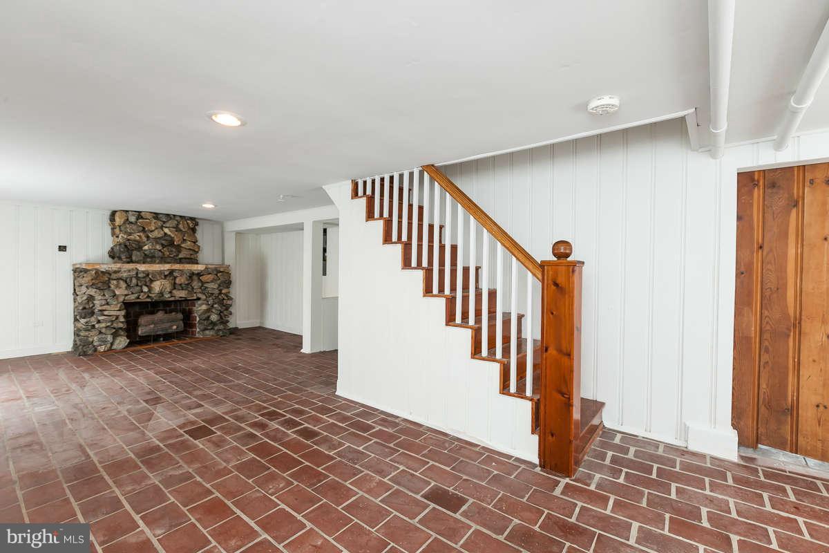 1822 Fairbank Road Baltimore, MD 21209 - Photo 24 of 30 Basement