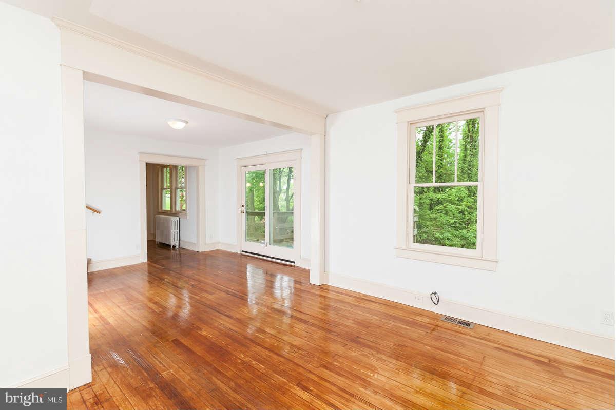 1822 Fairbank Road Baltimore, MD 21209 - Photo 7 of 30 Dining Room