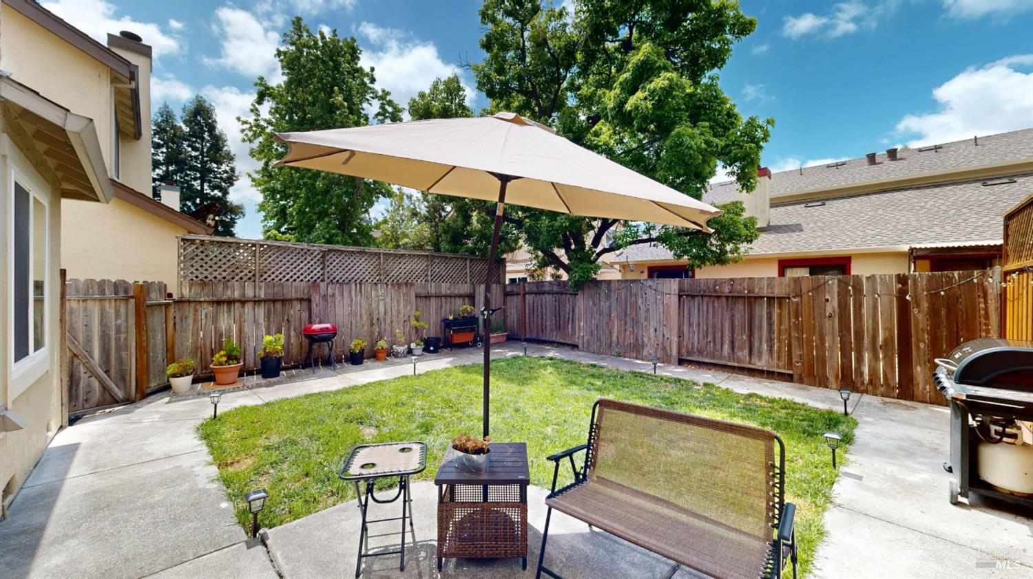 38 Francis Circle Rohnert Park, CA 94928 - Photo 35 of 43