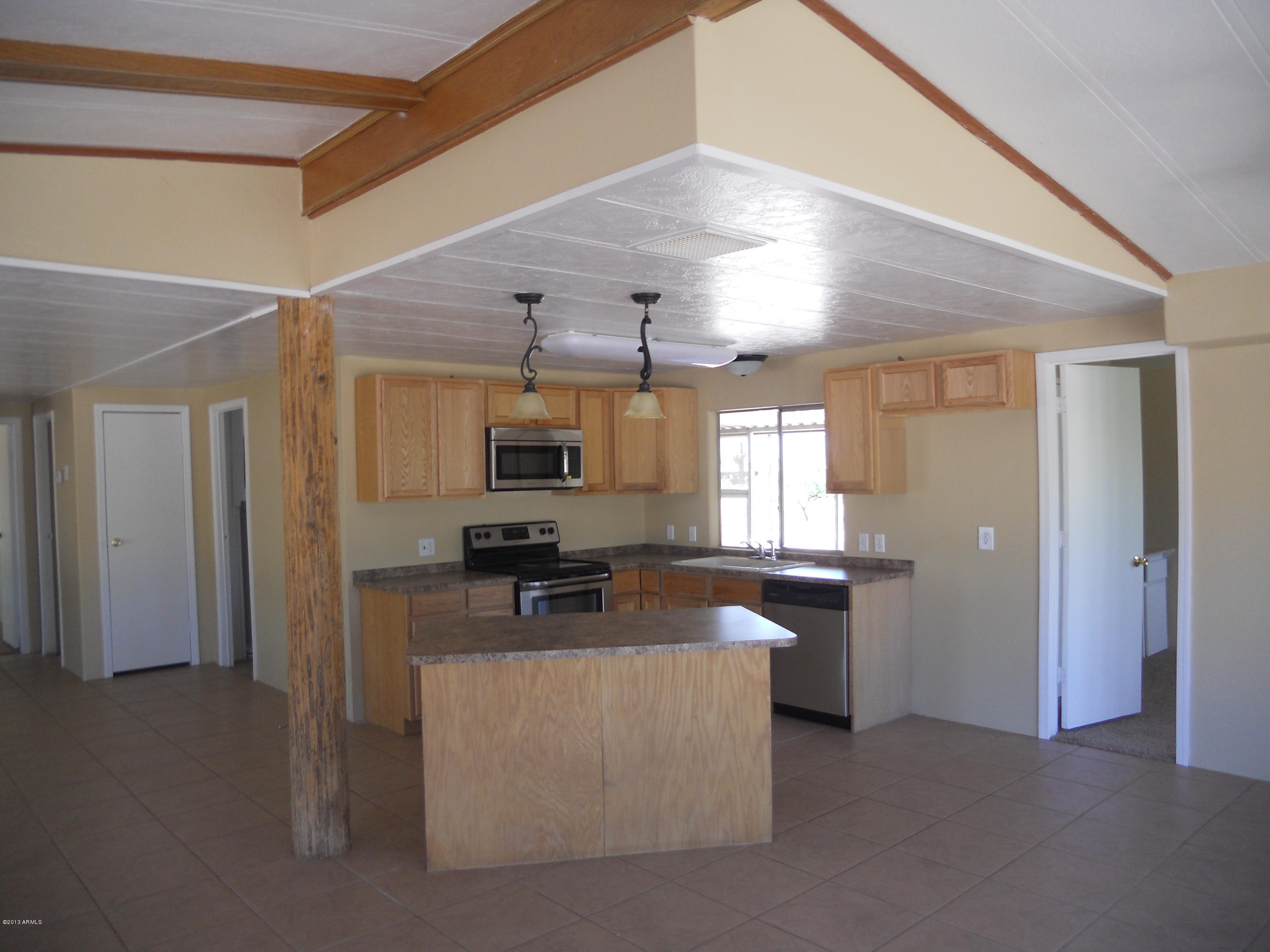 214 North Hilton Road Apache Junction, AZ 85119 - Photo 1 of 3 Copy of Kadota 007