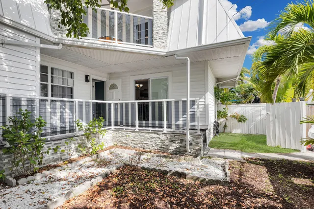 $625,000 | 3205 Pearl Avenue, Key West, FL 33040