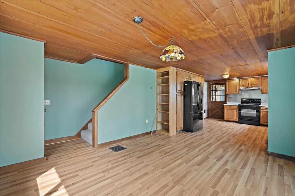 440 Chapman Road Newburgh, ME 04444 - Photo 15 of 55 15-Dining Room (Copy)