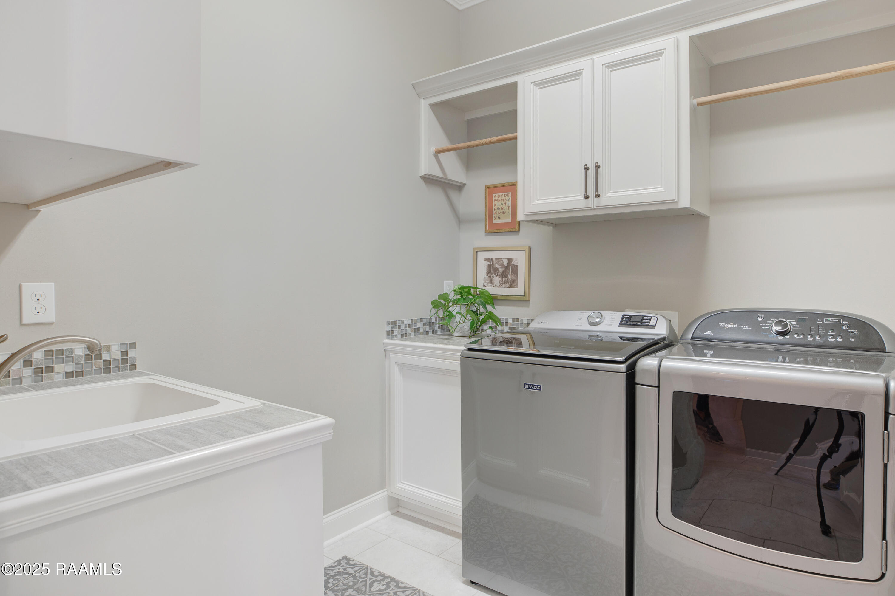 108 Rue De Chambery Broussard, LA 70518 - Photo 17 of 32 108Ruedechambrey-17