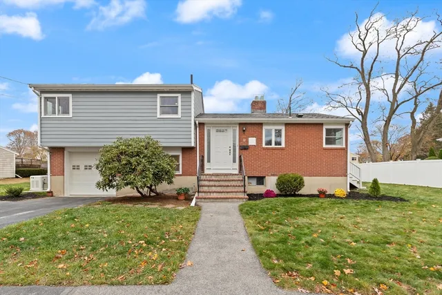 $770,000 | 10 Butterworth Road, Beverly, MA 01915