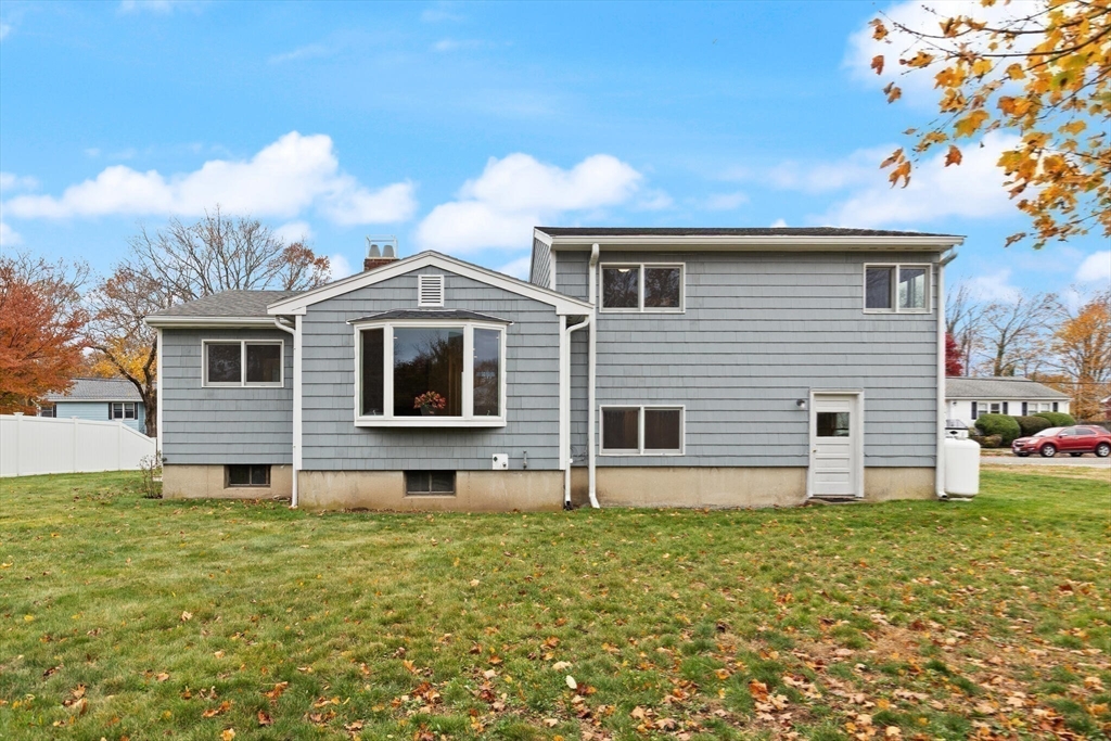 10 Butterworth Road Beverly, MA 01915 - Photo 26 of 28