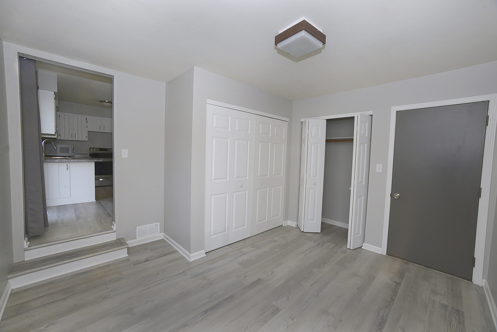 720 West McKinley Road Ottawa, IL 61350 - Photo 5 of 11 Gallery Image 5