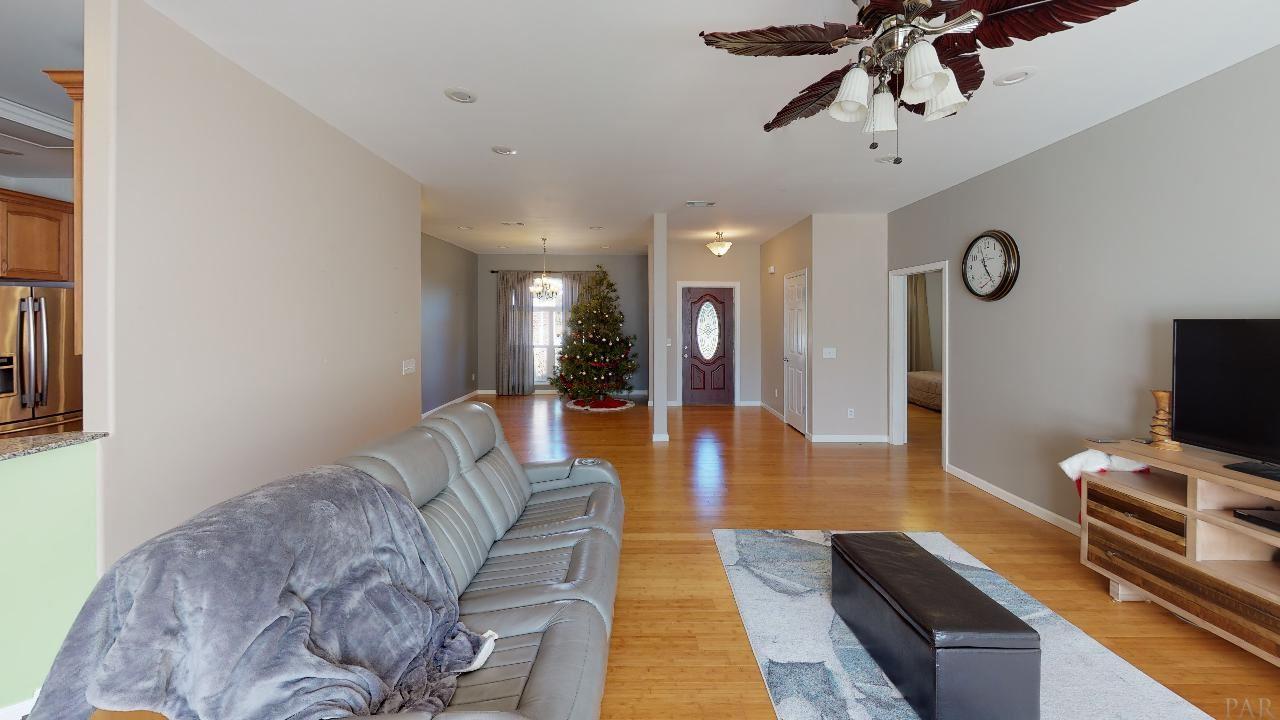 6919 Martin Road Milton, FL 32570 - Photo 4 of 17