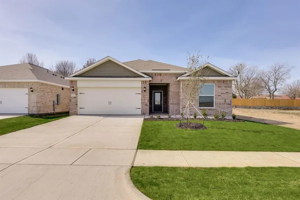 $352,900 | 1718 Paul Drive, Seagoville, TX 75159
