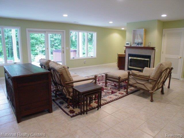 8750 Tipsico Lake Road Holly, MI 48442 - Photo 16 of 25 Lower level walk out