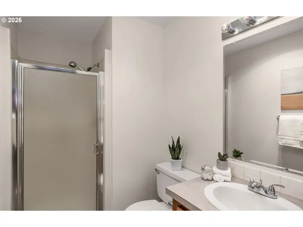 $265,000 | 8720 Southwest Tualatin Road, Unit 205, Tualatin, OR 97062