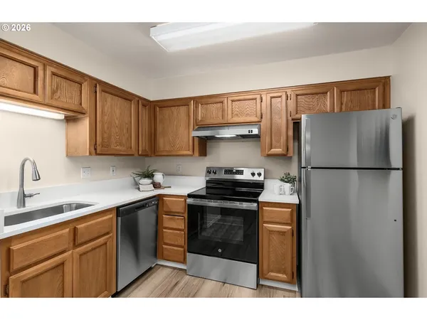 $265,000 | 8720 Southwest Tualatin Road, Unit 205, Tualatin, OR 97062