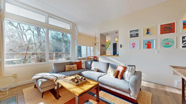 $305,000 | 42 Lower Phase Road, Unit 23, Warren, VT 05674