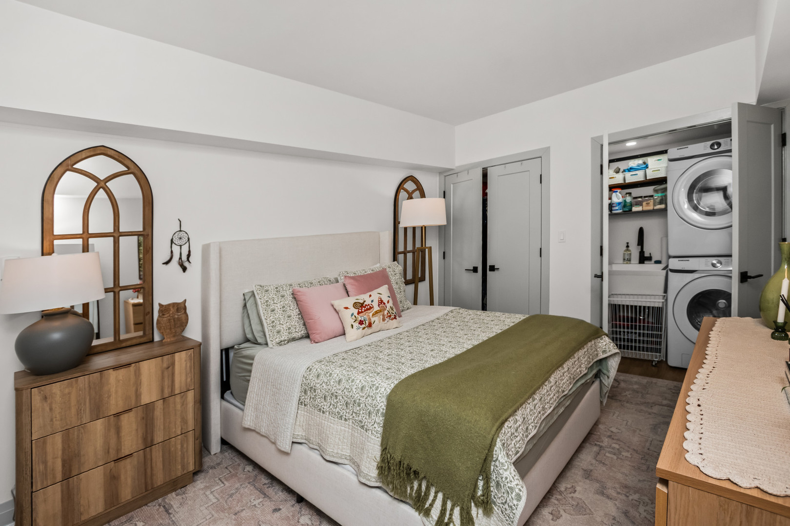 175 East Delaware Place, Unit 5808 Chicago, IL 60611 - Photo 10 of 14