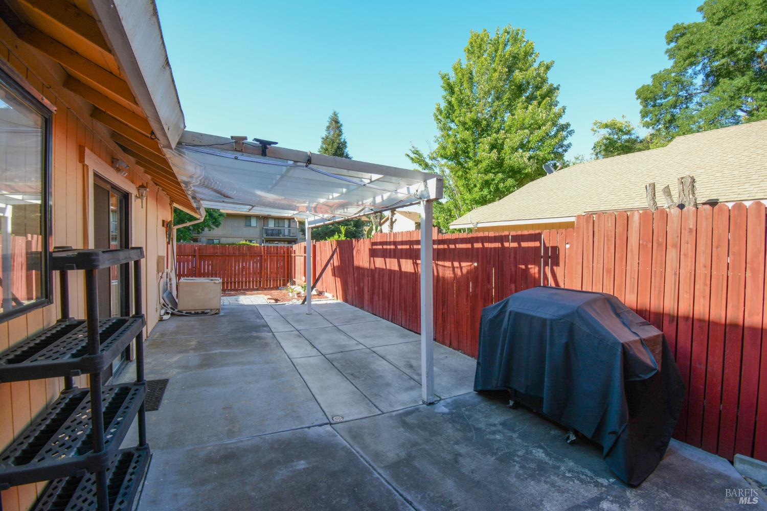 1255 Watson Ranch Way Dixon, CA 95620 - Photo 16 of 20