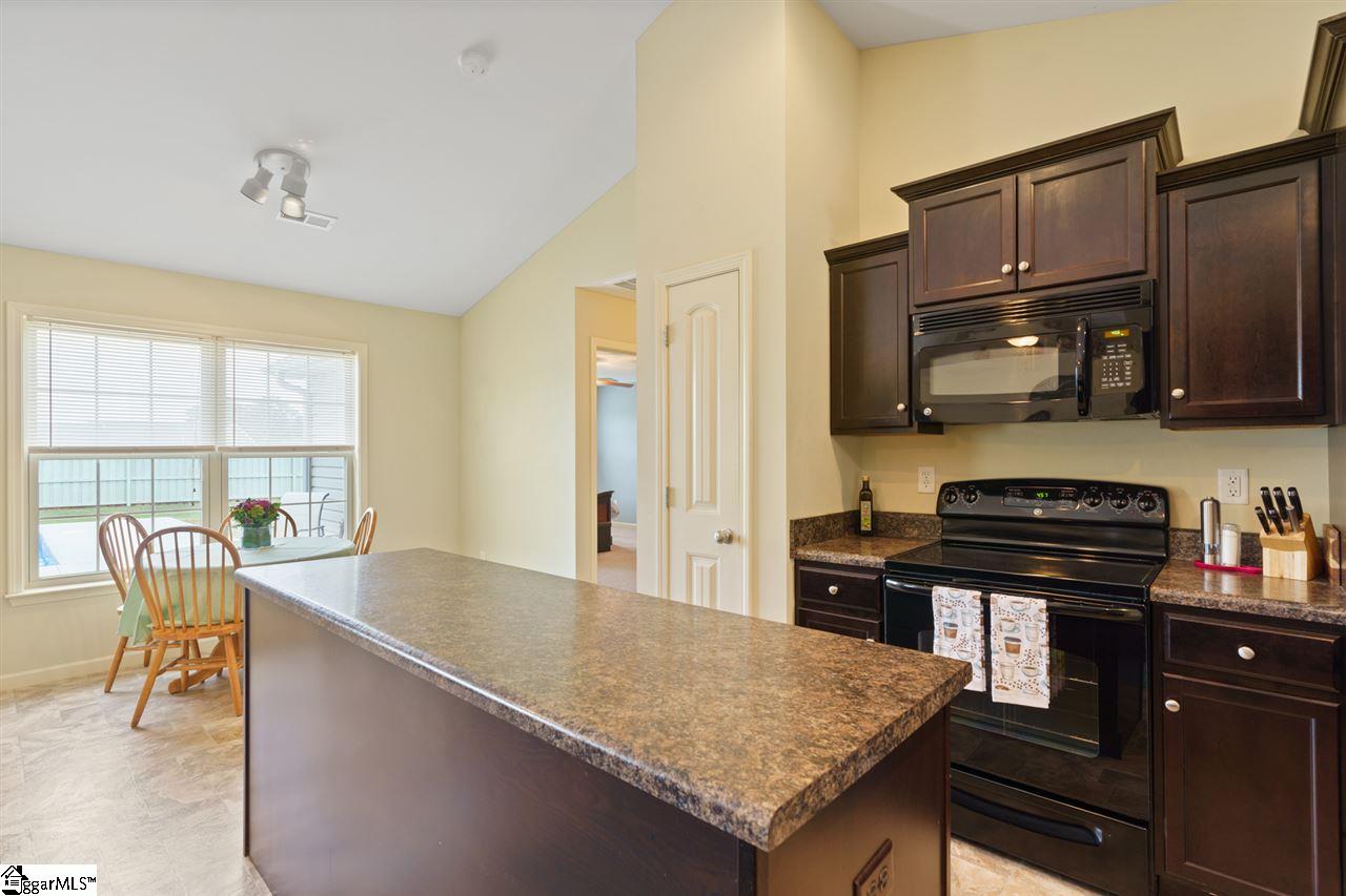 200 Sleepy River Road Simpsonville, SC 29681 - Photo 13 of 28 Gallery Image 13