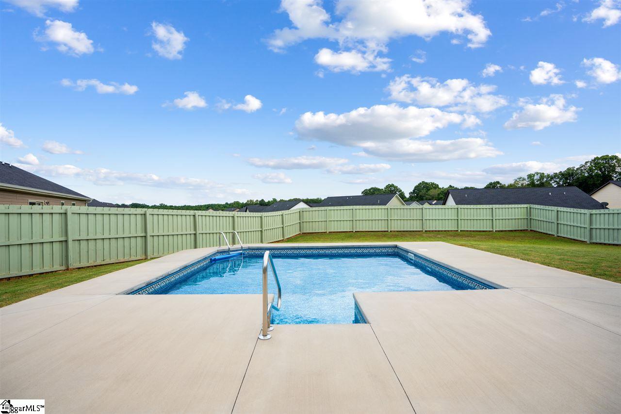 200 Sleepy River Road Simpsonville, SC 29681 - Photo 25 of 28 Gallery Image 25
