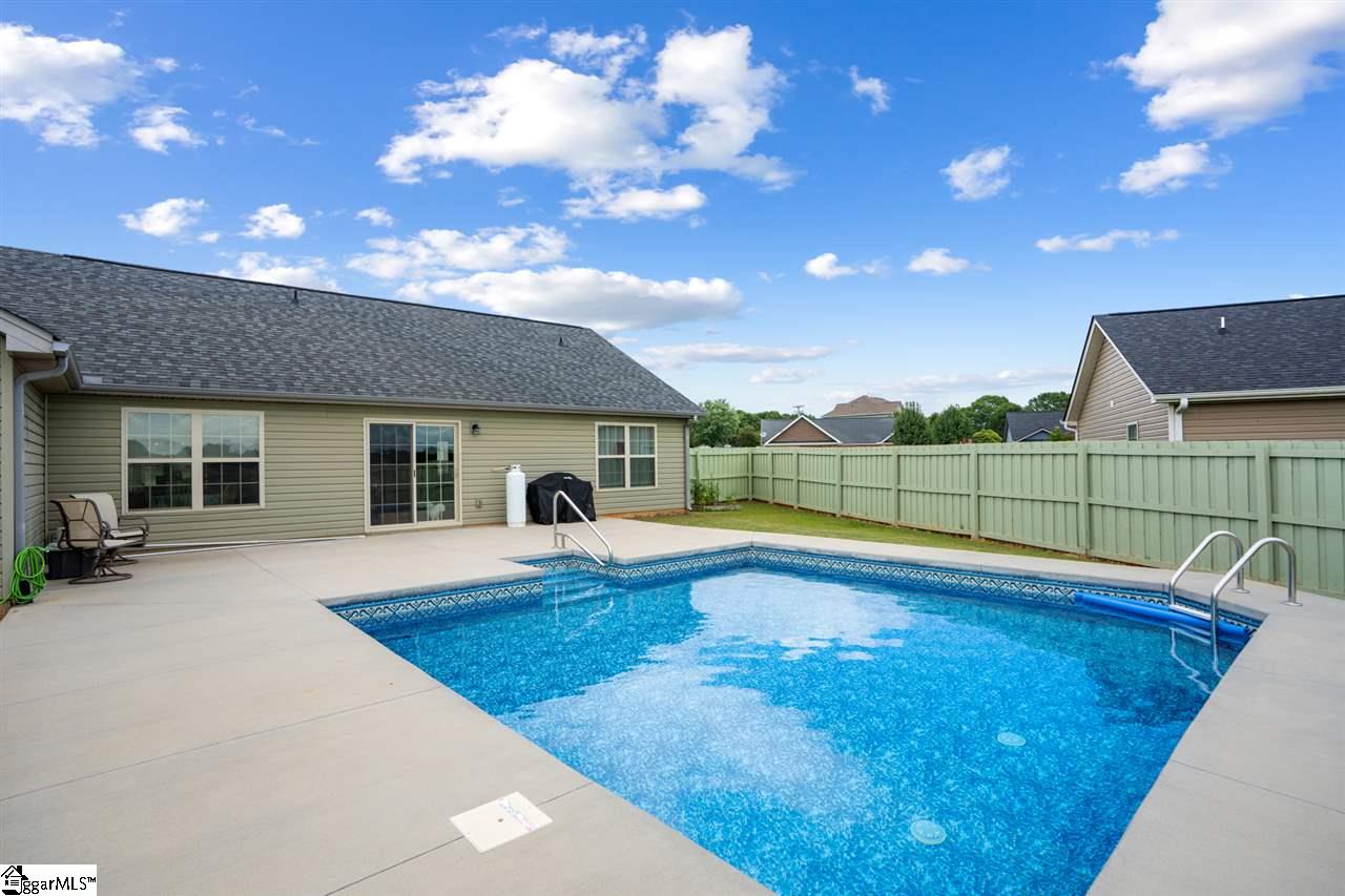 200 Sleepy River Road Simpsonville, SC 29681 - Photo 26 of 28 Gallery Image 26