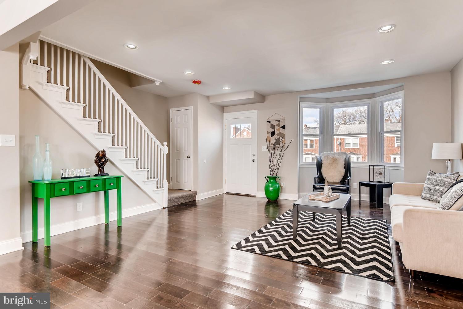 1627 Kingsway Road Baltimore, MD 21218 - Photo 3 of 31
