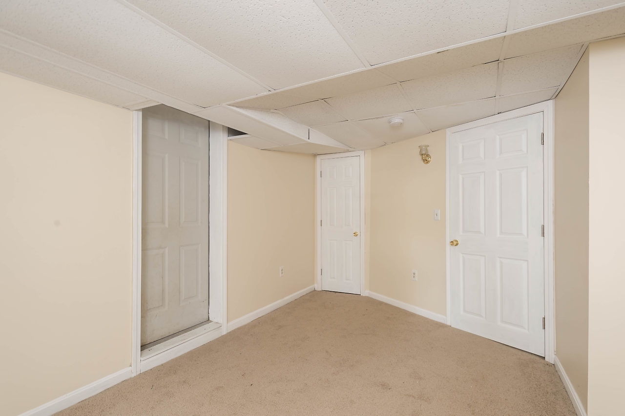 13 B Walnut Street Rochester, NH 03867 - Photo 22 of 28 Gallery Image 22