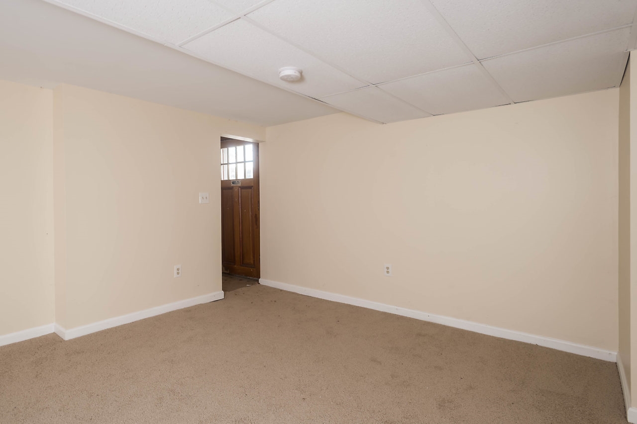 13 B Walnut Street Rochester, NH 03867 - Photo 25 of 28 Gallery Image 25