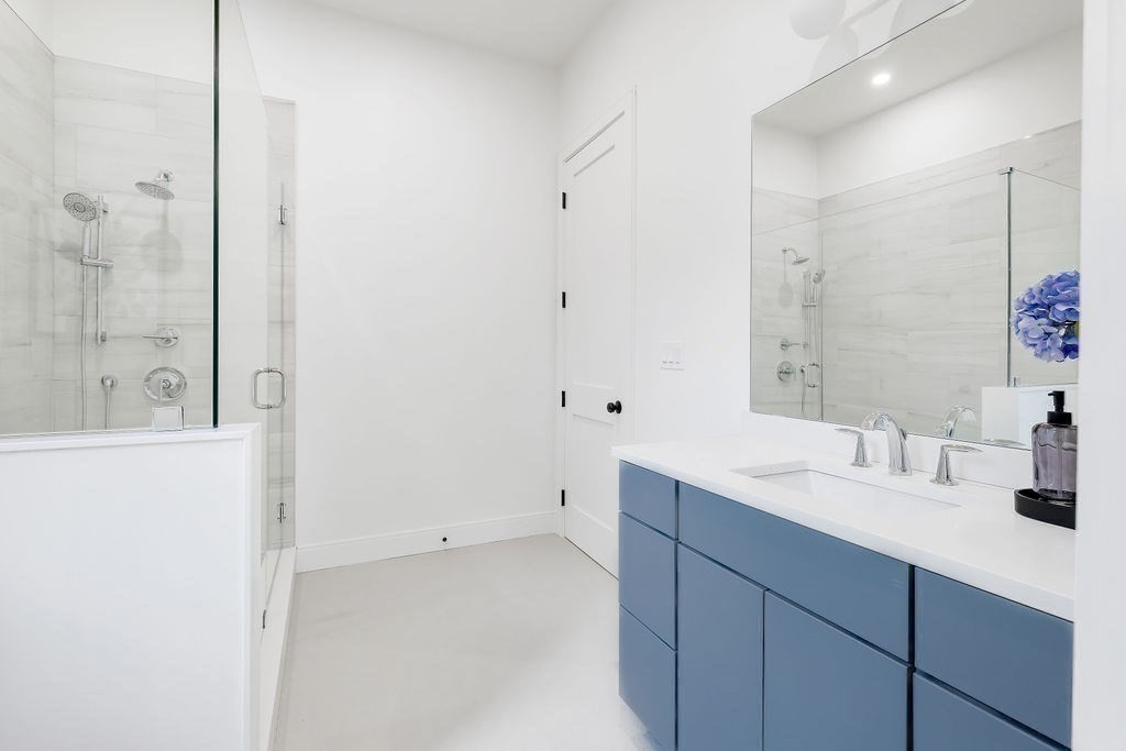 43 Whitman Road Needham, MA 02492 - Photo 16 of 41