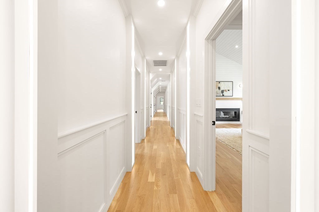 43 Whitman Road Needham, MA 02492 - Photo 24 of 41