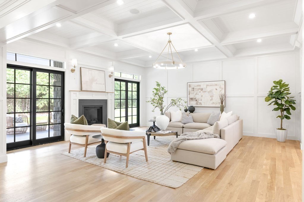 43 Whitman Road Needham, MA 02492 - Photo 4 of 41