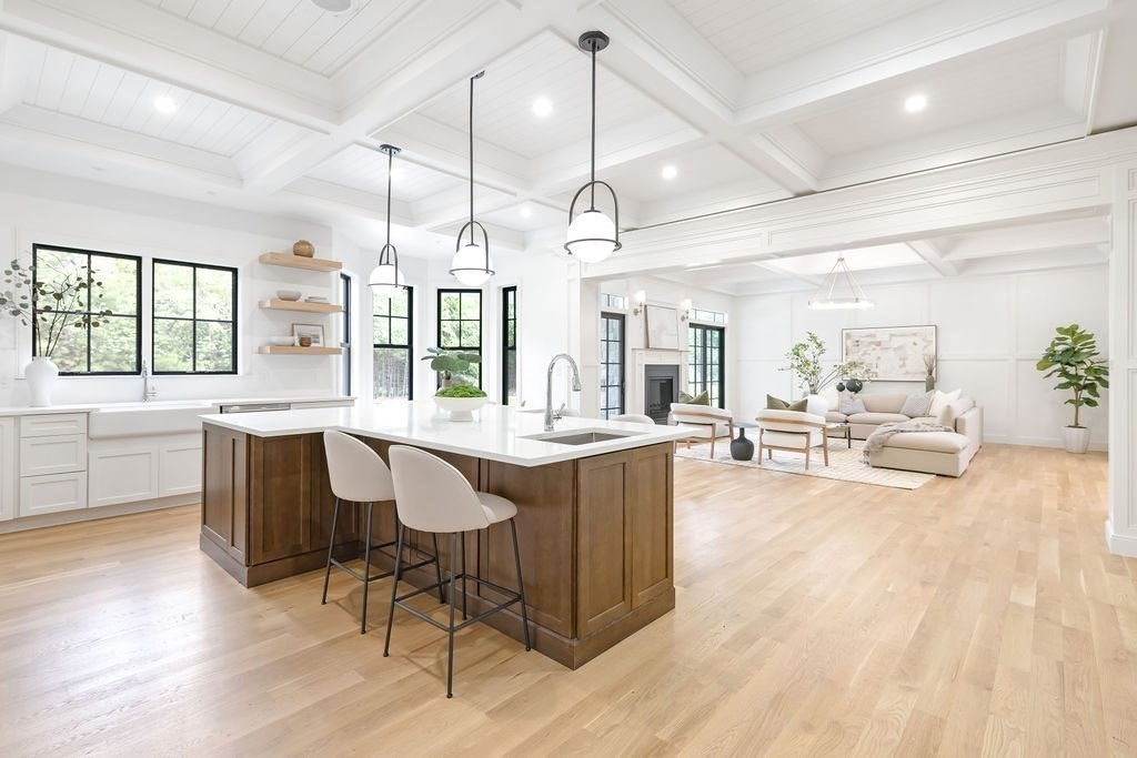 43 Whitman Road Needham, MA 02492 - Photo 6 of 41