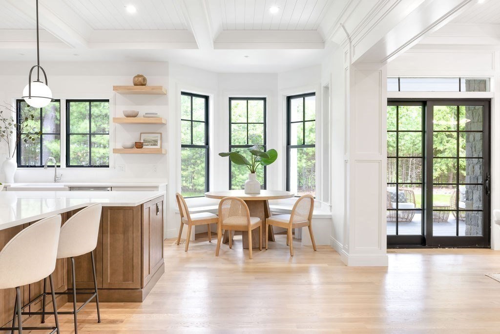 43 Whitman Road Needham, MA 02492 - Photo 8 of 41