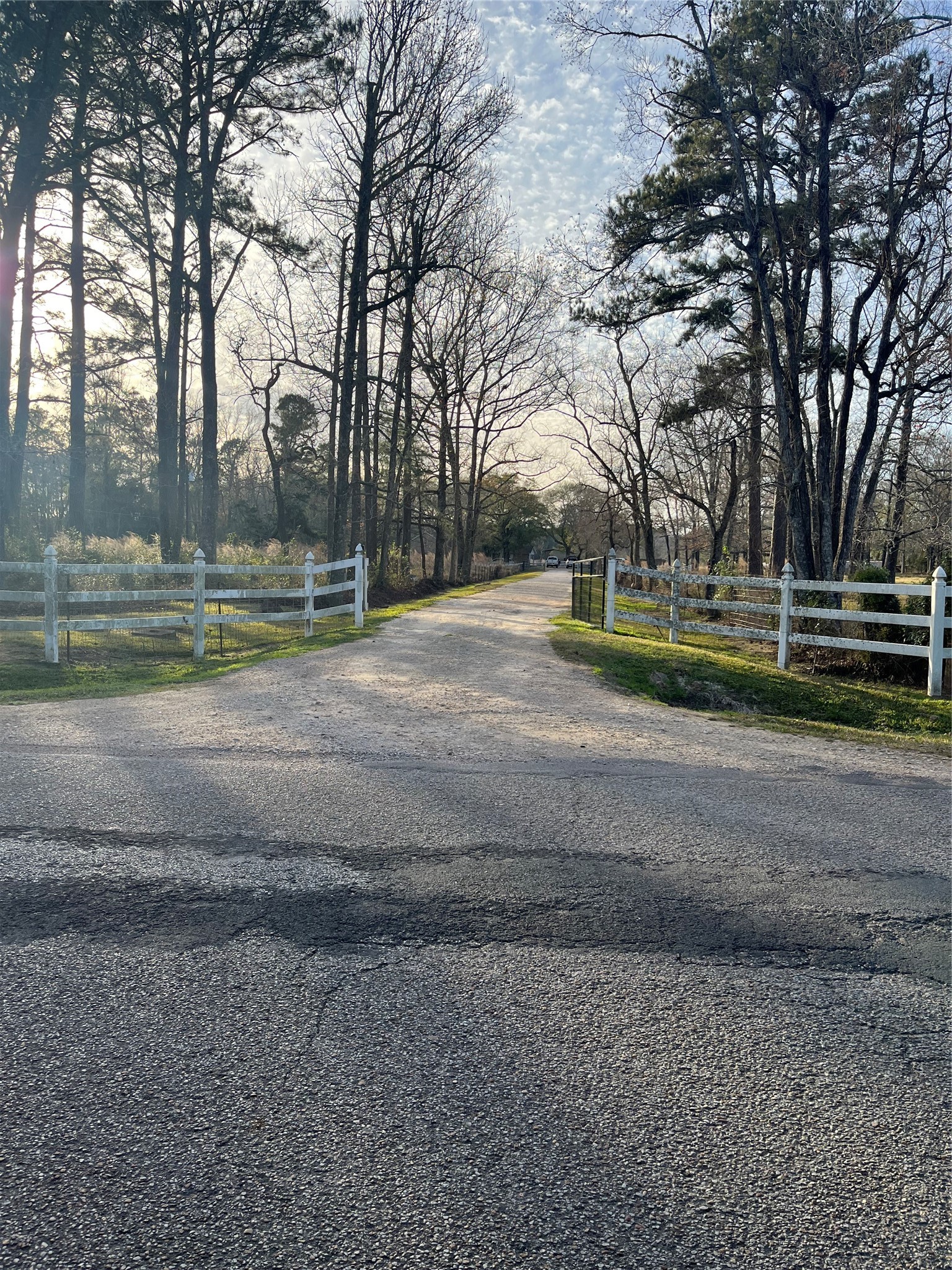 495 County Road 2268 Cleveland, TX 77327 - Photo 2 of 7