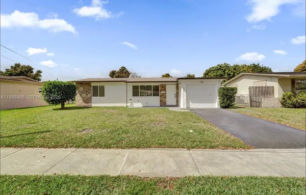 $539,900 | 5023 Southwest 93rd Avenue, Cooper City, FL 33328