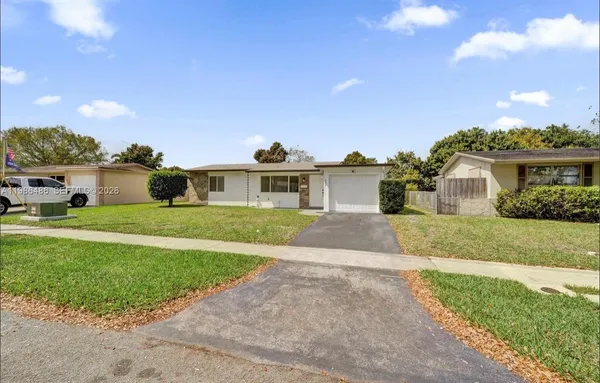 $539,900 | 5023 Southwest 93rd Avenue, Cooper City, FL 33328