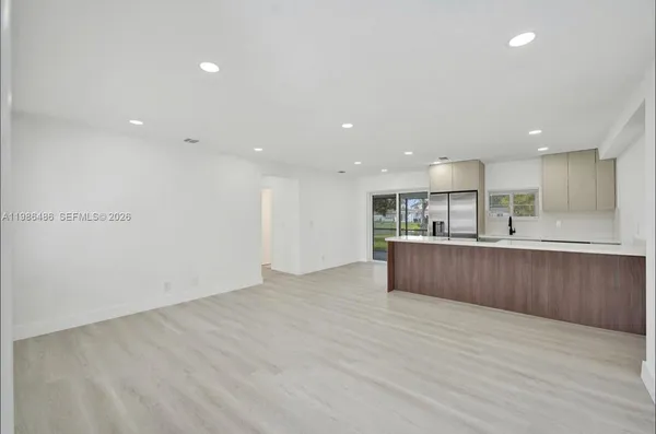 $539,900 | 5023 Southwest 93rd Avenue, Cooper City, FL 33328