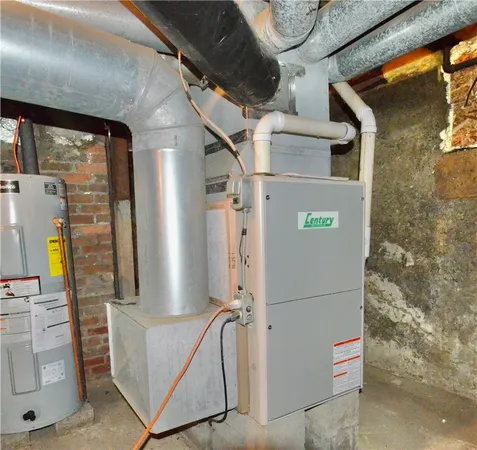 $130,100 | 722 Seneca Place, Elmira, NY 14904