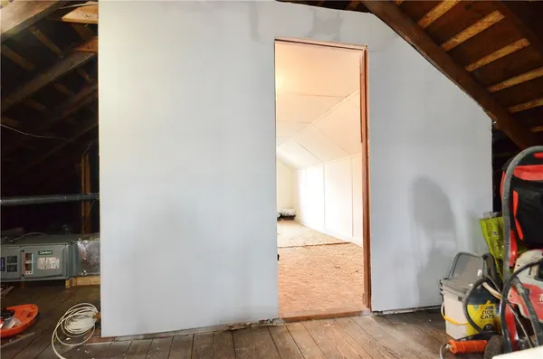 $130,100 | 722 Seneca Place, Elmira, NY 14904