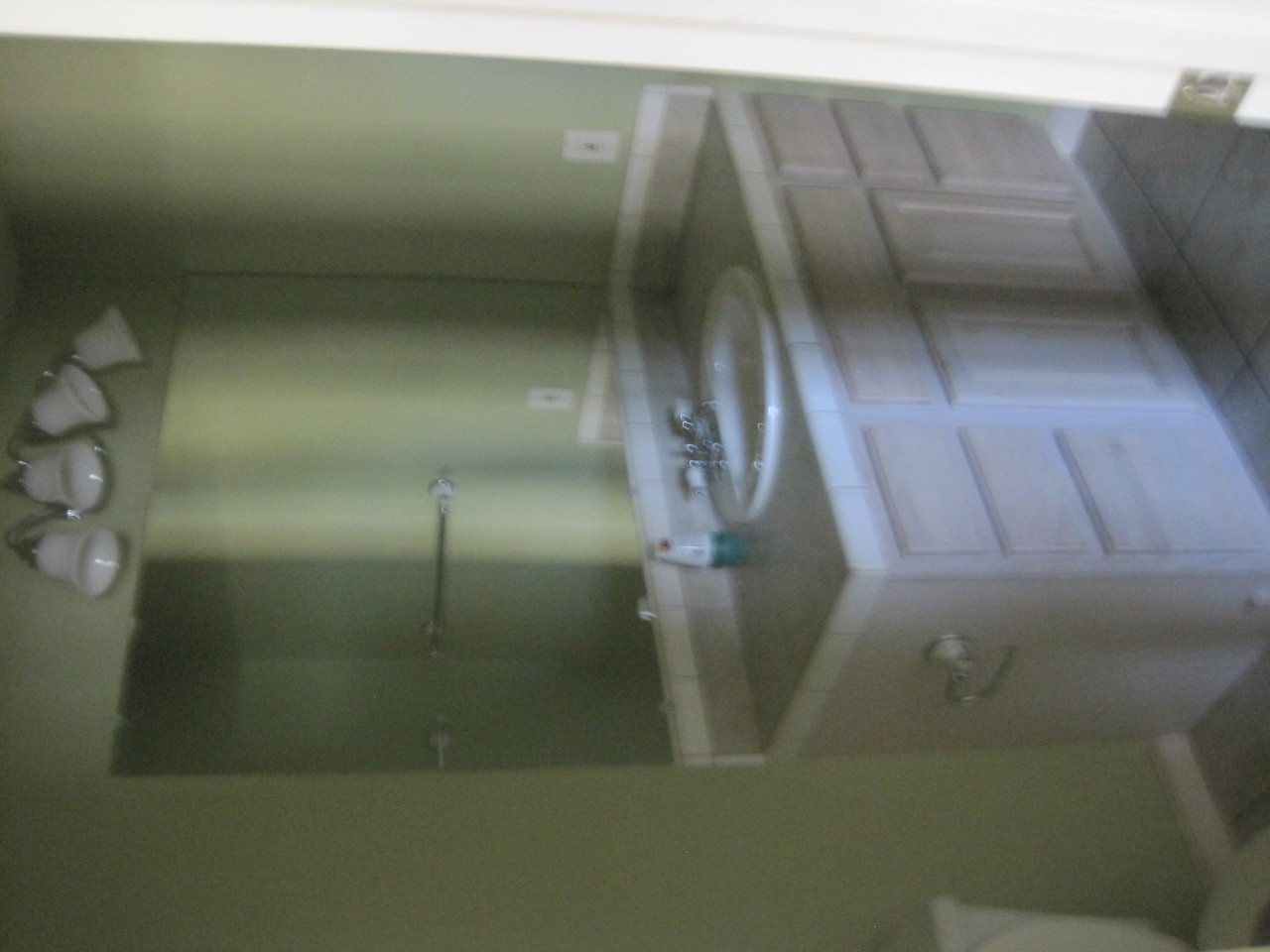 5344 East Thomas Road Phoenix, AZ 85018 - Photo 13 of 22 MASTER BATH