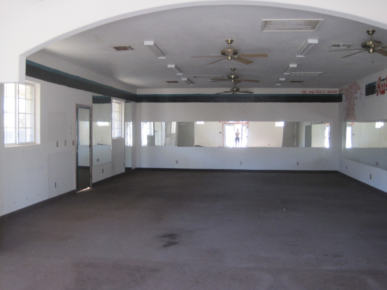 5344 East Thomas Road Phoenix, AZ 85018 - Photo 21 of 22 .