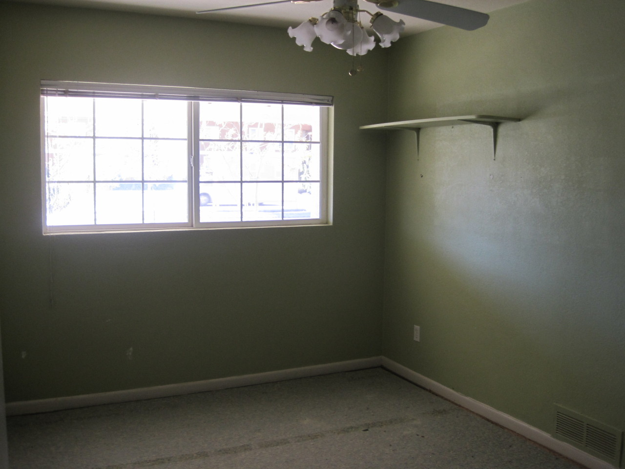 5344 East Thomas Road Phoenix, AZ 85018 - Photo 9 of 22 BEDROOM