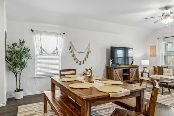 $1,995 | 502 Calm Springs Drive, Princeton, TX 75407