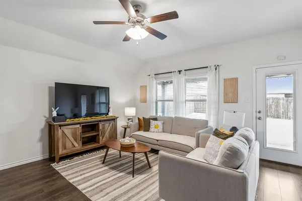 $1,995 | 502 Calm Springs Drive, Princeton, TX 75407